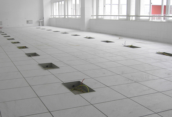 <b>廣州大學城防靜電地板項目</b>